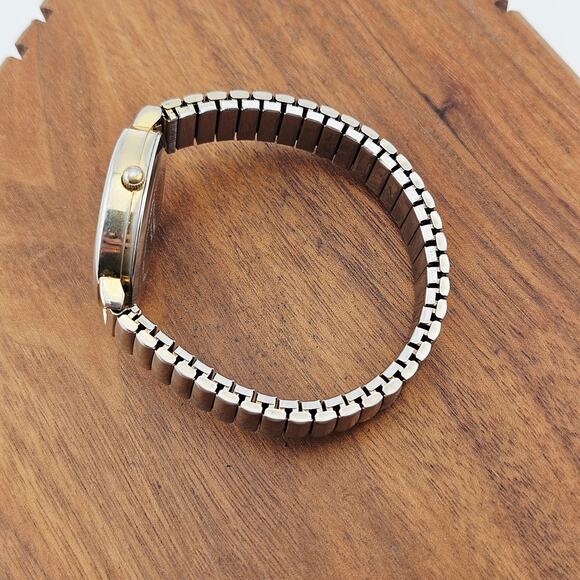 Quartz Gold Tone Watch Classic Pull On Stretch Band Casual Everyday Grandpacore - Picture 4 of 6